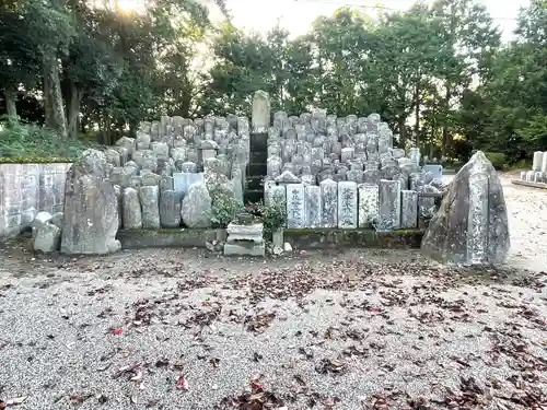 専称寺(三重県)