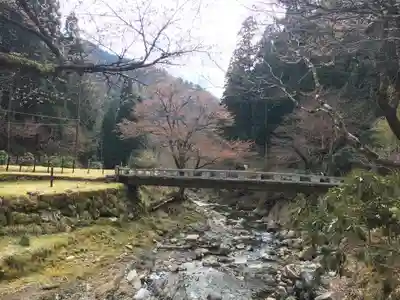 峰定寺の周辺