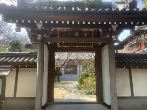 白毫寺の山門