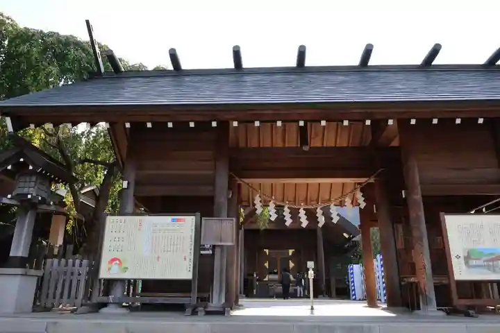 開成山大神宮の山門・神門