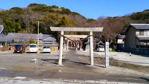 神明社（片名神明社）の鳥居