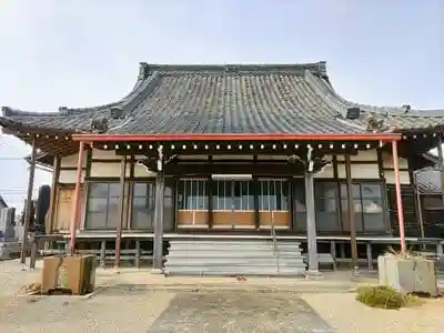 憶念寺の本殿