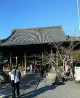 穴太寺の本殿・本堂