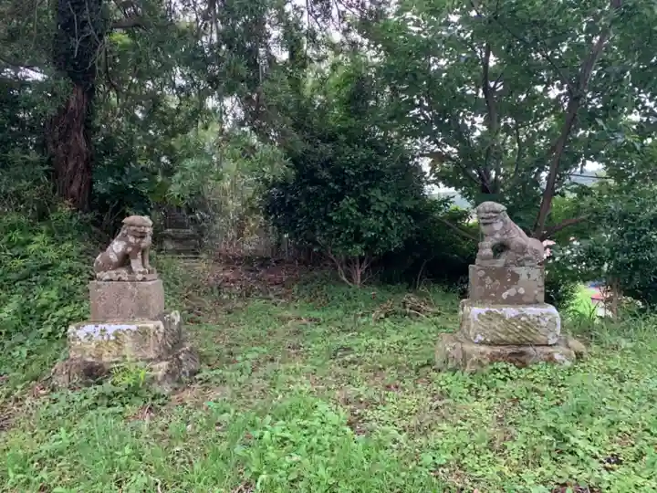 八幡神社の狛犬