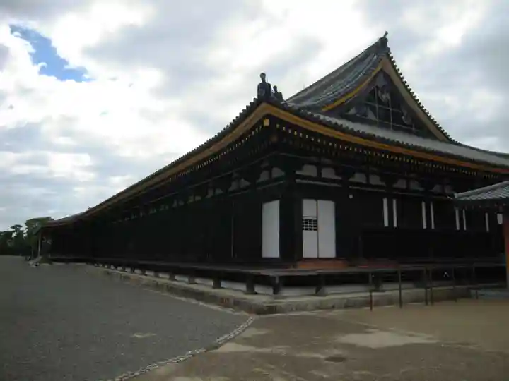 蓮華王院(三十三間堂)の本殿・本堂