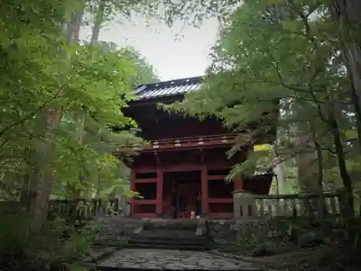 瀧尾神社（日光二荒山神社別宮）の山門・神門