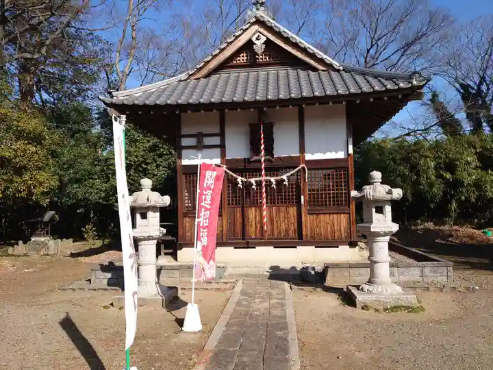 小松神社の本殿・本堂