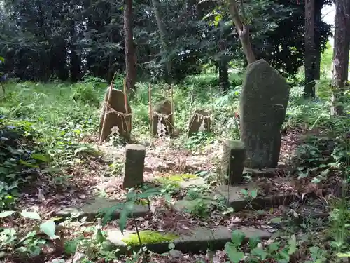 八幡神社の末社