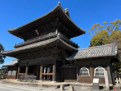大樹寺（松安院大樹寺）の山門・神門