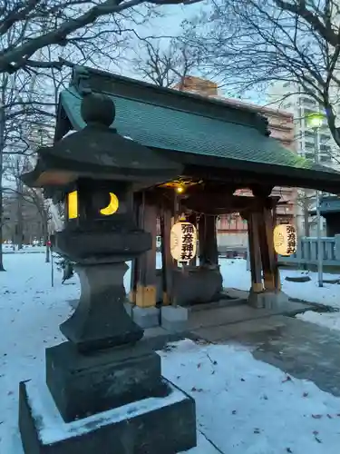 彌彦神社　(伊夜日子神社)の手水舎