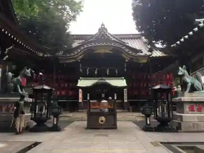 豊川稲荷東京別院の本殿・本堂