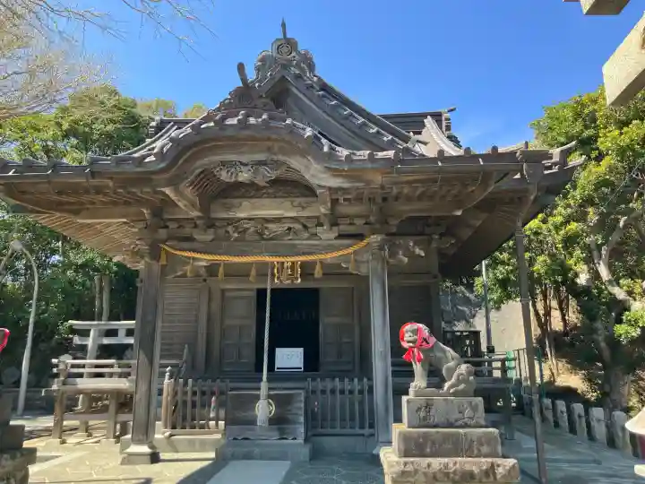 小動神社の{uncategorized: "未分類", other: "その他", undefined: "問題あり", building: "その他建物", grave: "お墓", sacred_gate: "鳥居", guardian: "狛犬", statue: "像", buddha: "仏像", history: "歴史", nature: "自然", garden: "庭園", animal: "動物", pagoda: "塔", temizu: "手水舎", mountain_gate: "山門・神門", sanctuary: "本殿・本堂", subordinate: "末社・摂社", art: "芸術", scenery: "景色", jizo: "地蔵", ema: "絵馬", goshuin: "御朱印", omikuji: "おみくじ", items: "授与品その他", amulet: "お守り", goshuincho: "御朱印帳", eats: "食事", festival: "お祭り", votive_dance: "神楽", shichigosan: "七五三参", wedding: "結婚式", experience: "体験その他", initially: "初詣", around: "周辺", anti_infection: "感染症対策"}
