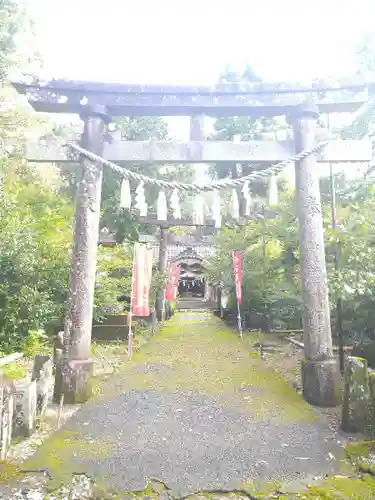 荒倉神社の鳥居