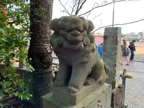三社神社の狛犬