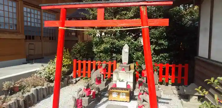 於菊稲荷神社のその他建物
