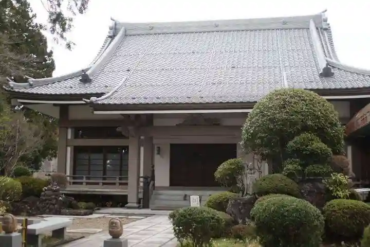 覚範寺の本殿・本堂