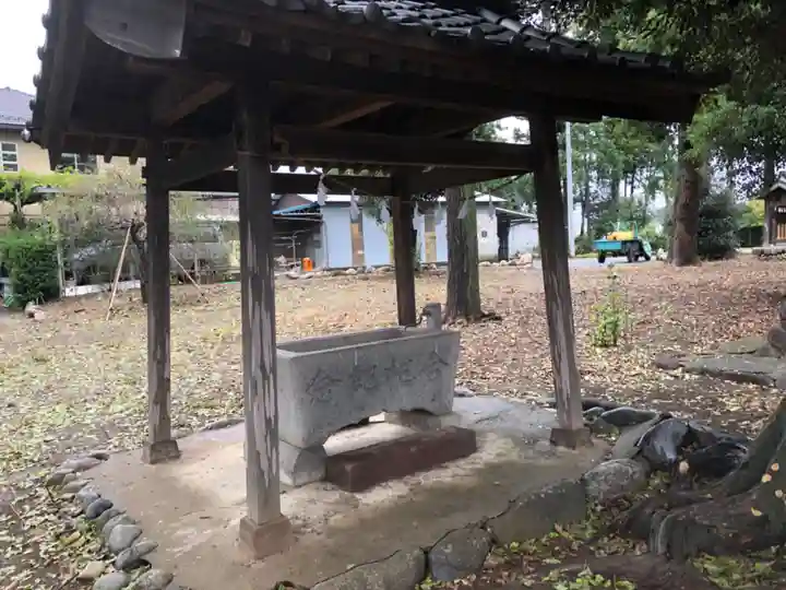 荒川神社の手水舎