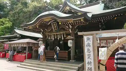 江島神社の本殿