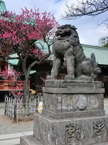 根津神社の{uncategorized: "未分類", other: "その他", undefined: "問題あり", building: "その他建物", grave: "お墓", sacred_gate: "鳥居", guardian: "狛犬", statue: "像", buddha: "仏像", history: "歴史", nature: "自然", garden: "庭園", animal: "動物", pagoda: "塔", temizu: "手水舎", mountain_gate: "山門・神門", sanctuary: "本殿・本堂", subordinate: "末社・摂社", art: "芸術", scenery: "景色", jizo: "地蔵", ema: "絵馬", goshuin: "御朱印", omikuji: "おみくじ", items: "授与品その他", amulet: "お守り", goshuincho: "御朱印帳", eats: "食事", festival: "お祭り", votive_dance: "神楽", shichigosan: "七五三参", wedding: "結婚式", experience: "体験その他", initially: "初詣", around: "周辺", anti_infection: "感染症対策"}