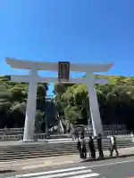 大洗磯前神社の{uncategorized: "未分類", other: "その他", undefined: "問題あり", building: "その他建物", grave: "お墓", sacred_gate: "鳥居", guardian: "狛犬", statue: "像", buddha: "仏像", history: "歴史", nature: "自然", garden: "庭園", animal: "動物", pagoda: "塔", temizu: "手水舎", mountain_gate: "山門・神門", sanctuary: "本殿・本堂", subordinate: "末社・摂社", art: "芸術", scenery: "景色", jizo: "地蔵", ema: "絵馬", goshuin: "御朱印", omikuji: "おみくじ", items: "授与品その他", amulet: "お守り", goshuincho: "御朱印帳", eats: "食事", festival: "お祭り", votive_dance: "神楽", shichigosan: "七五三参", wedding: "結婚式", experience: "体験その他", initially: "初詣", around: "周辺", anti_infection: "感染症対策"}