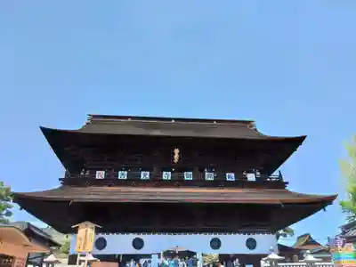 善光寺の山門・神門