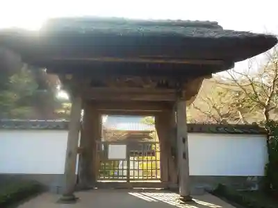 長壽寺(長寿寺)の山門・神門
