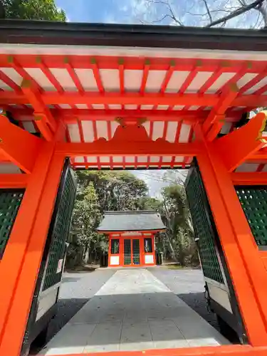 大尾神社の山門・神門