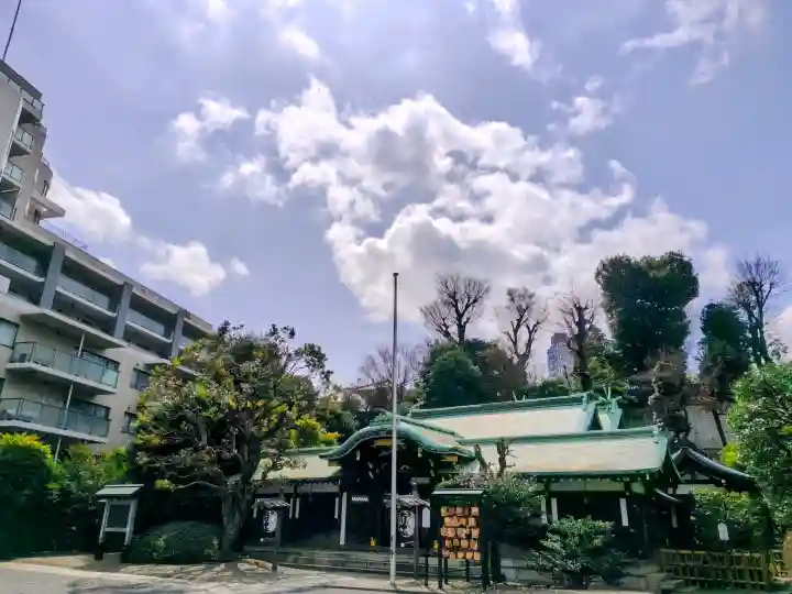 白金氷川神社の{uncategorized: "未分類", other: "その他", undefined: "問題あり", building: "その他建物", grave: "お墓", sacred_gate: "鳥居", guardian: "狛犬", statue: "像", buddha: "仏像", history: "歴史", nature: "自然", garden: "庭園", animal: "動物", pagoda: "塔", temizu: "手水舎", mountain_gate: "山門・神門", sanctuary: "本殿・本堂", subordinate: "末社・摂社", art: "芸術", scenery: "景色", jizo: "地蔵", ema: "絵馬", goshuin: "御朱印", omikuji: "おみくじ", items: "授与品その他", amulet: "お守り", goshuincho: "御朱印帳", eats: "食事", festival: "お祭り", votive_dance: "神楽", shichigosan: "七五三参", wedding: "結婚式", experience: "体験その他", initially: "初詣", around: "周辺", anti_infection: "感染症対策"}