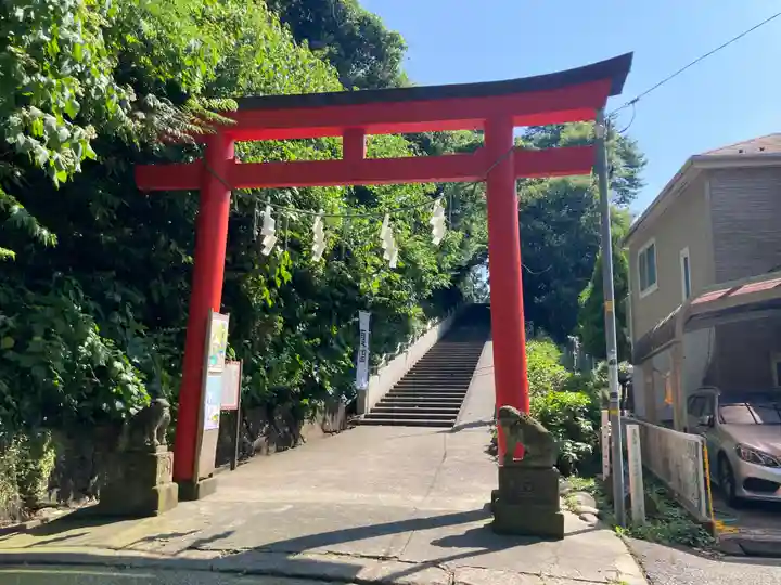 富岡八幡宮の鳥居