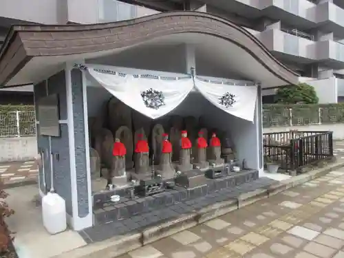 傍示堂石塔群の地蔵