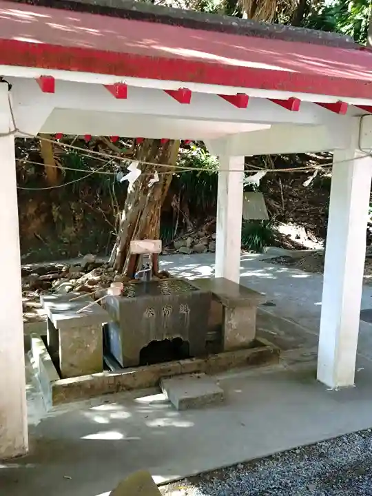 御崎神社の{uncategorized: "未分類", other: "その他", undefined: "問題あり", building: "その他建物", grave: "お墓", sacred_gate: "鳥居", guardian: "狛犬", statue: "像", buddha: "仏像", history: "歴史", nature: "自然", garden: "庭園", animal: "動物", pagoda: "塔", temizu: "手水舎", mountain_gate: "山門・神門", sanctuary: "本殿・本堂", subordinate: "末社・摂社", art: "芸術", scenery: "景色", jizo: "地蔵", ema: "絵馬", goshuin: "御朱印", omikuji: "おみくじ", items: "授与品その他", amulet: "お守り", goshuincho: "御朱印帳", eats: "食事", festival: "お祭り", votive_dance: "神楽", shichigosan: "七五三参", wedding: "結婚式", experience: "体験その他", initially: "初詣", around: "周辺", anti_infection: "感染症対策"}