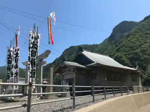 太田神社（拝殿）の本殿