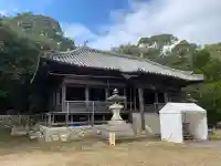 八幡神社の{uncategorized: "未分類", other: "その他", undefined: "問題あり", building: "その他建物", grave: "お墓", sacred_gate: "鳥居", guardian: "狛犬", statue: "像", buddha: "仏像", history: "歴史", nature: "自然", garden: "庭園", animal: "動物", pagoda: "塔", temizu: "手水舎", mountain_gate: "山門・神門", sanctuary: "本殿・本堂", subordinate: "末社・摂社", art: "芸術", scenery: "景色", jizo: "地蔵", ema: "絵馬", goshuin: "御朱印", omikuji: "おみくじ", items: "授与品その他", amulet: "お守り", goshuincho: "御朱印帳", eats: "食事", festival: "お祭り", votive_dance: "神楽", shichigosan: "七五三参", wedding: "結婚式", experience: "体験その他", initially: "初詣", around: "周辺", anti_infection: "感染症対策"}