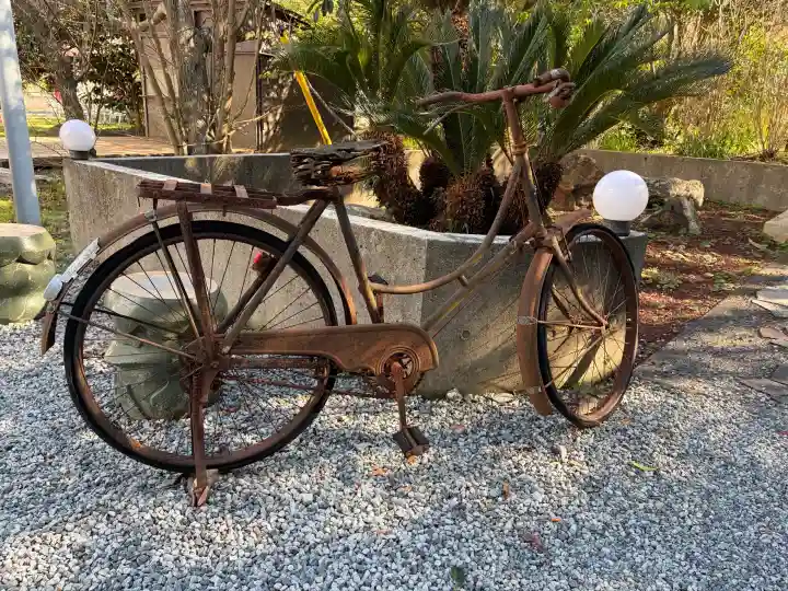 かっぱの寺 栖足寺の{uncategorized: "未分類", other: "その他", undefined: "問題あり", building: "その他建物", grave: "お墓", sacred_gate: "鳥居", guardian: "狛犬", statue: "像", buddha: "仏像", history: "歴史", nature: "自然", garden: "庭園", animal: "動物", pagoda: "塔", temizu: "手水舎", mountain_gate: "山門・神門", sanctuary: "本殿・本堂", subordinate: "末社・摂社", art: "芸術", scenery: "景色", jizo: "地蔵", ema: "絵馬", goshuin: "御朱印", omikuji: "おみくじ", items: "授与品その他", amulet: "お守り", goshuincho: "御朱印帳", eats: "食事", festival: "お祭り", votive_dance: "神楽", shichigosan: "七五三参", wedding: "結婚式", experience: "体験その他", initially: "初詣", around: "周辺", anti_infection: "感染症対策"}