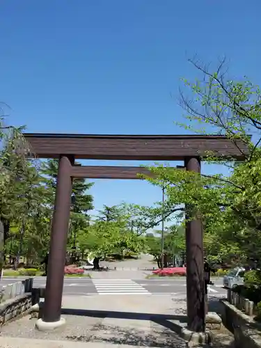 開成山大神宮の鳥居