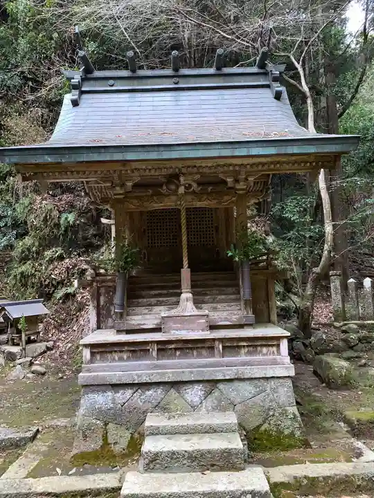 岩戸神社の末社・摂社