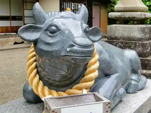 芳賀天満宮の像