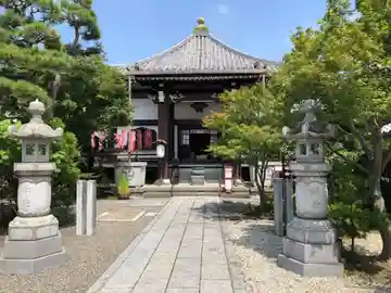 頭陀寺の本殿・本堂