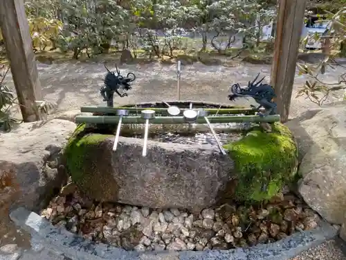 徳善院明王密寺の手水