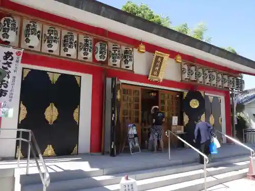 池袋氷川神社の本殿・本堂