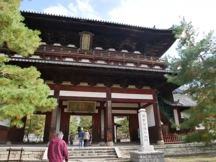 萬福寺の山門・神門