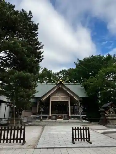 白石神社の本殿・本堂