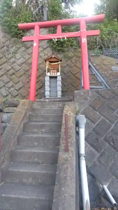 楠森稲荷神社(神奈川県)