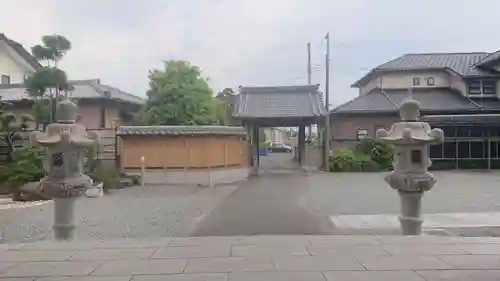 安立寺の山門・神門