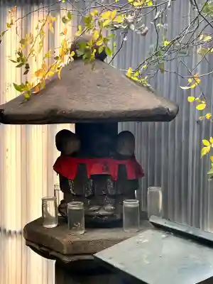 浪速寺の{uncategorized: "未分類", other: "その他", undefined: "問題あり", building: "その他建物", grave: "お墓", sacred_gate: "鳥居", guardian: "狛犬", statue: "像", buddha: "仏像", history: "歴史", nature: "自然", garden: "庭園", animal: "動物", pagoda: "塔", temizu: "手水舎", mountain_gate: "山門・神門", sanctuary: "本殿・本堂", subordinate: "末社・摂社", art: "芸術", scenery: "景色", jizo: "地蔵", ema: "絵馬", goshuin: "御朱印", omikuji: "おみくじ", items: "授与品その他", amulet: "お守り", goshuincho: "御朱印帳", eats: "食事", festival: "お祭り", votive_dance: "神楽", shichigosan: "七五三参", wedding: "結婚式", experience: "体験その他", initially: "初詣", around: "周辺", anti_infection: "感染症対策"}