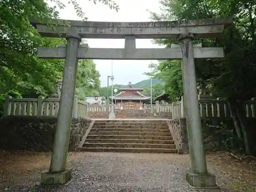 石山神社の鳥居