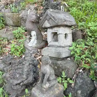 西森稲荷大明神の{uncategorized: "未分類", other: "その他", undefined: "問題あり", building: "その他建物", grave: "お墓", sacred_gate: "鳥居", guardian: "狛犬", statue: "像", buddha: "仏像", history: "歴史", nature: "自然", garden: "庭園", animal: "動物", pagoda: "塔", temizu: "手水舎", mountain_gate: "山門・神門", sanctuary: "本殿・本堂", subordinate: "末社・摂社", art: "芸術", scenery: "景色", jizo: "地蔵", ema: "絵馬", goshuin: "御朱印", omikuji: "おみくじ", items: "授与品その他", amulet: "お守り", goshuincho: "御朱印帳", eats: "食事", festival: "お祭り", votive_dance: "神楽", shichigosan: "七五三参", wedding: "結婚式", experience: "体験その他", initially: "初詣", around: "周辺", anti_infection: "感染症対策"}