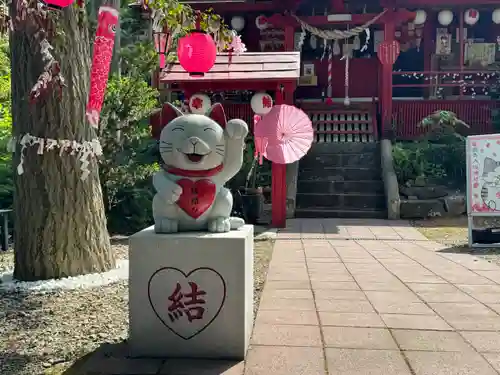 鹿角八坂神社の像