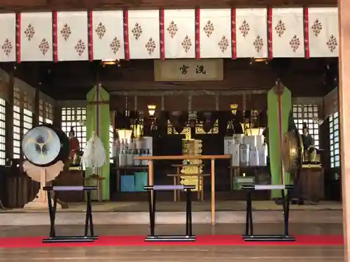 荒井神社の本殿・本堂