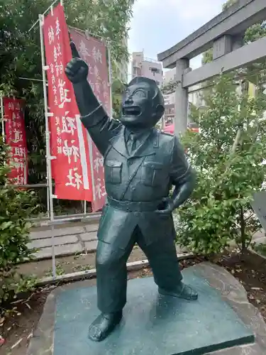 亀有香取神社の像